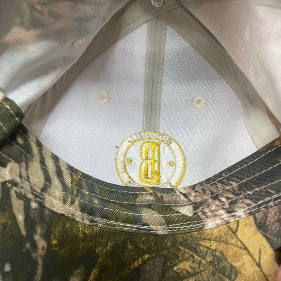 Bushnell “magnify life”camo strap back hat - Picture 6 of 7